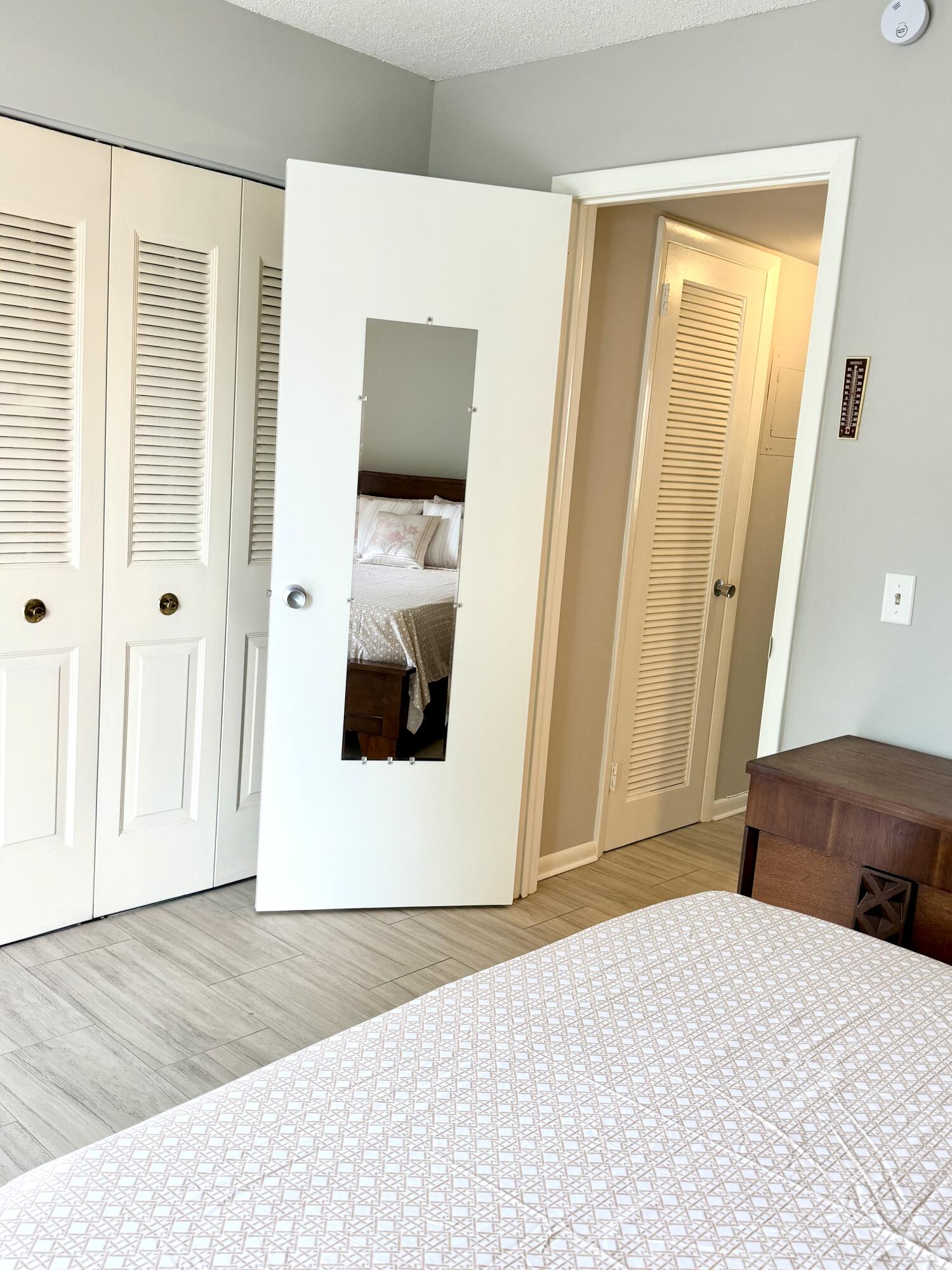 WINDSOR CONDOS - Residential