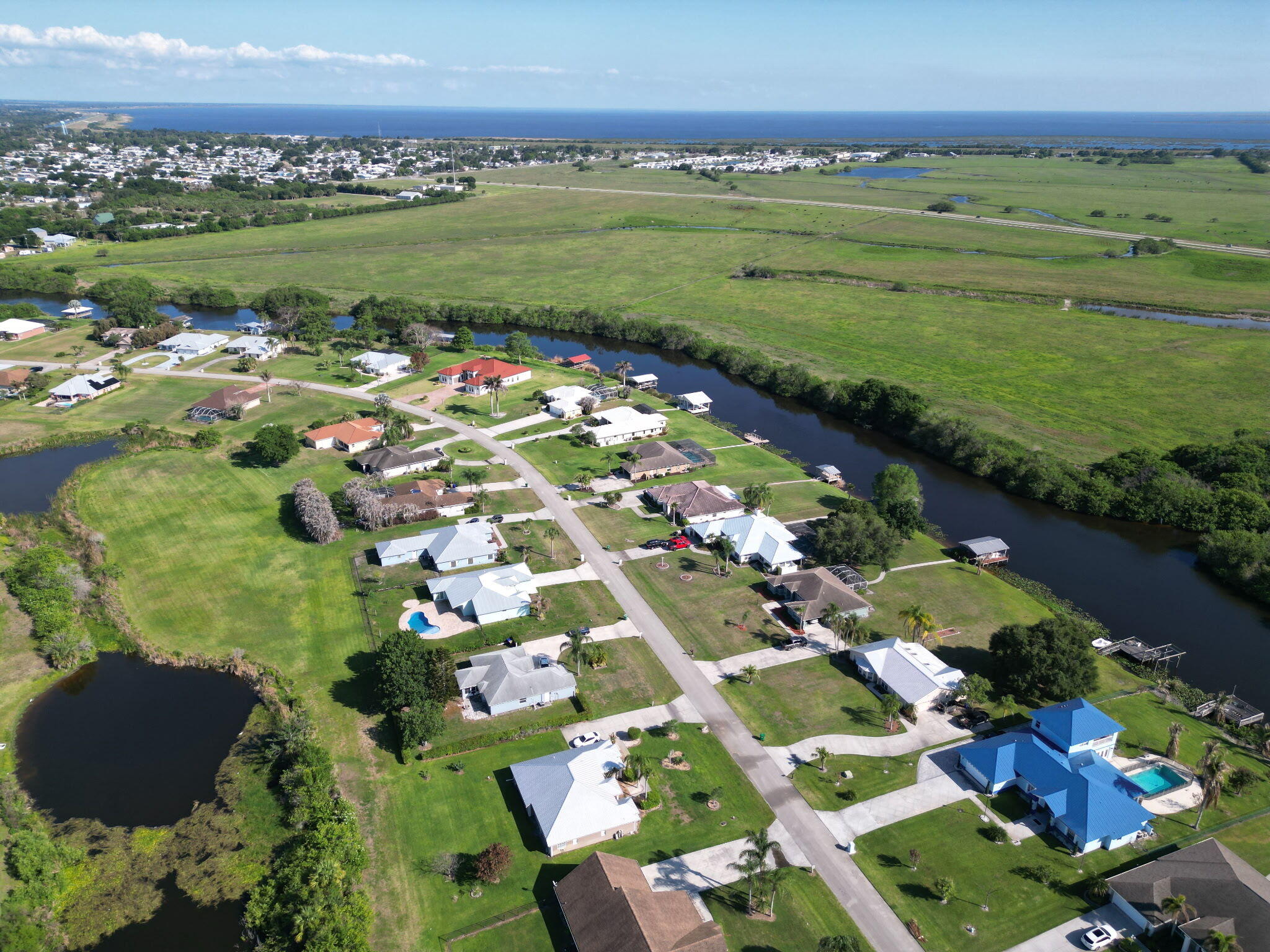 BLUE HERON GOLF AND COUNTRY - Residential