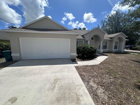 A home in Port St Lucie