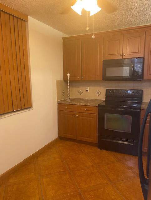 SOMERSET LAKES CONDO - Residential Lease