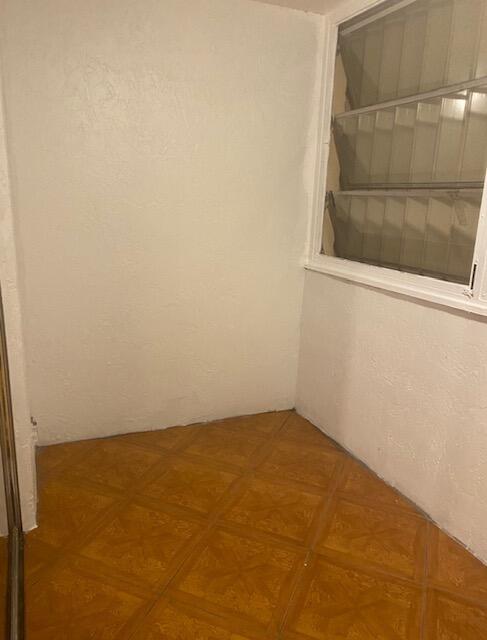 SOMERSET LAKES CONDO - Residential Lease