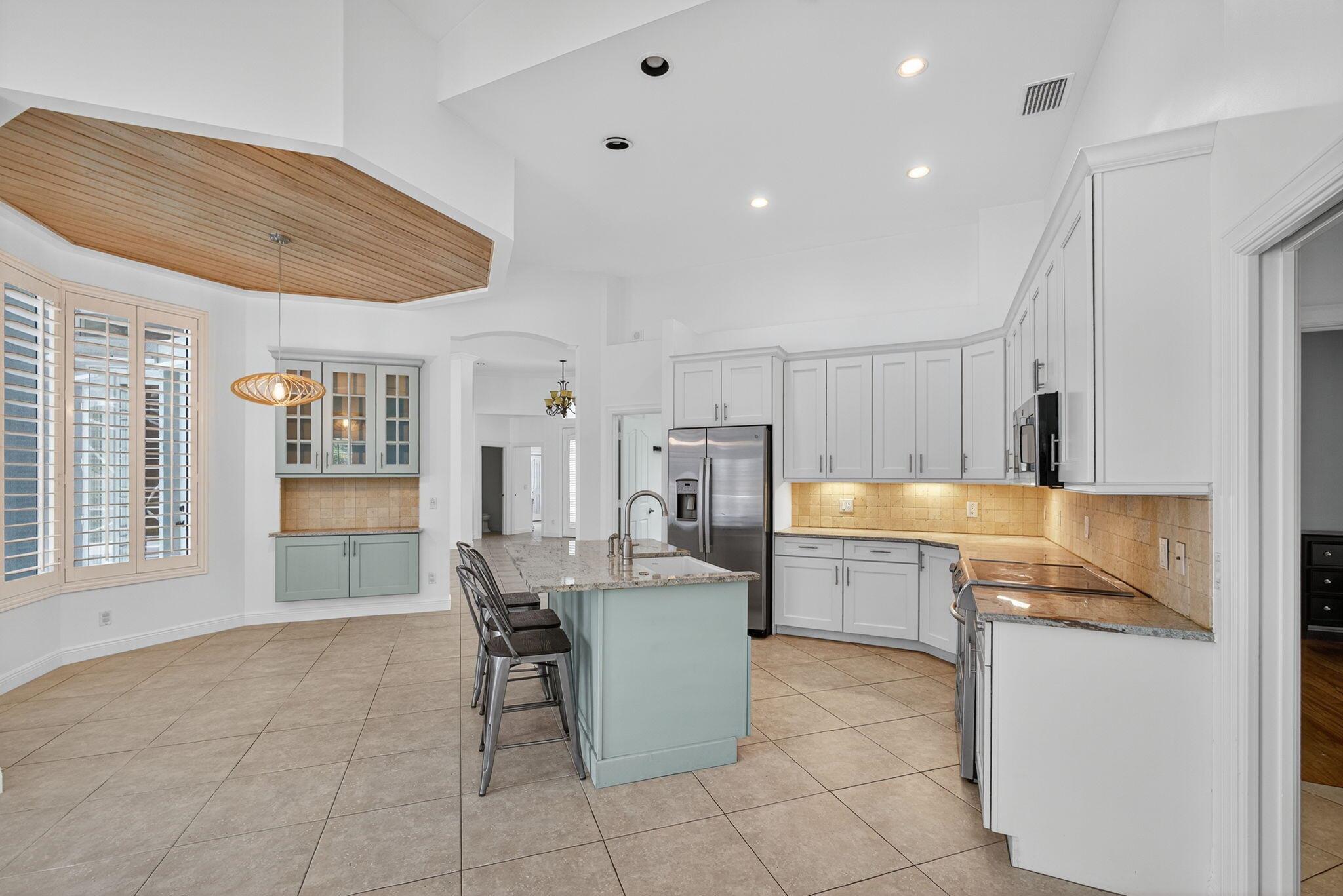Bahia Sound - Residential Lease