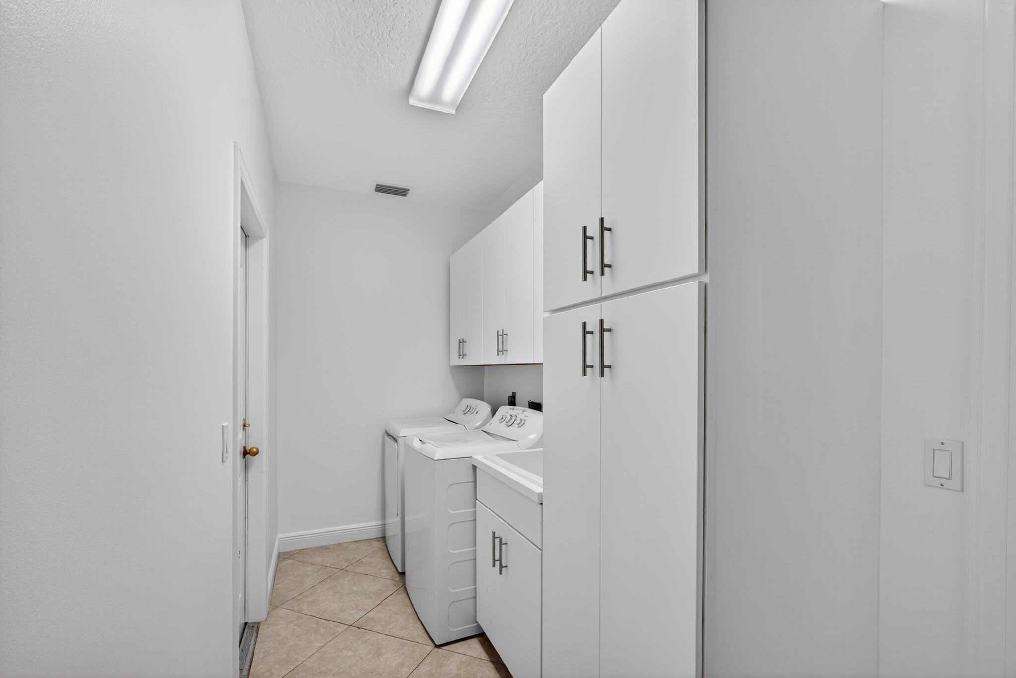 Bahia Sound - Residential Lease