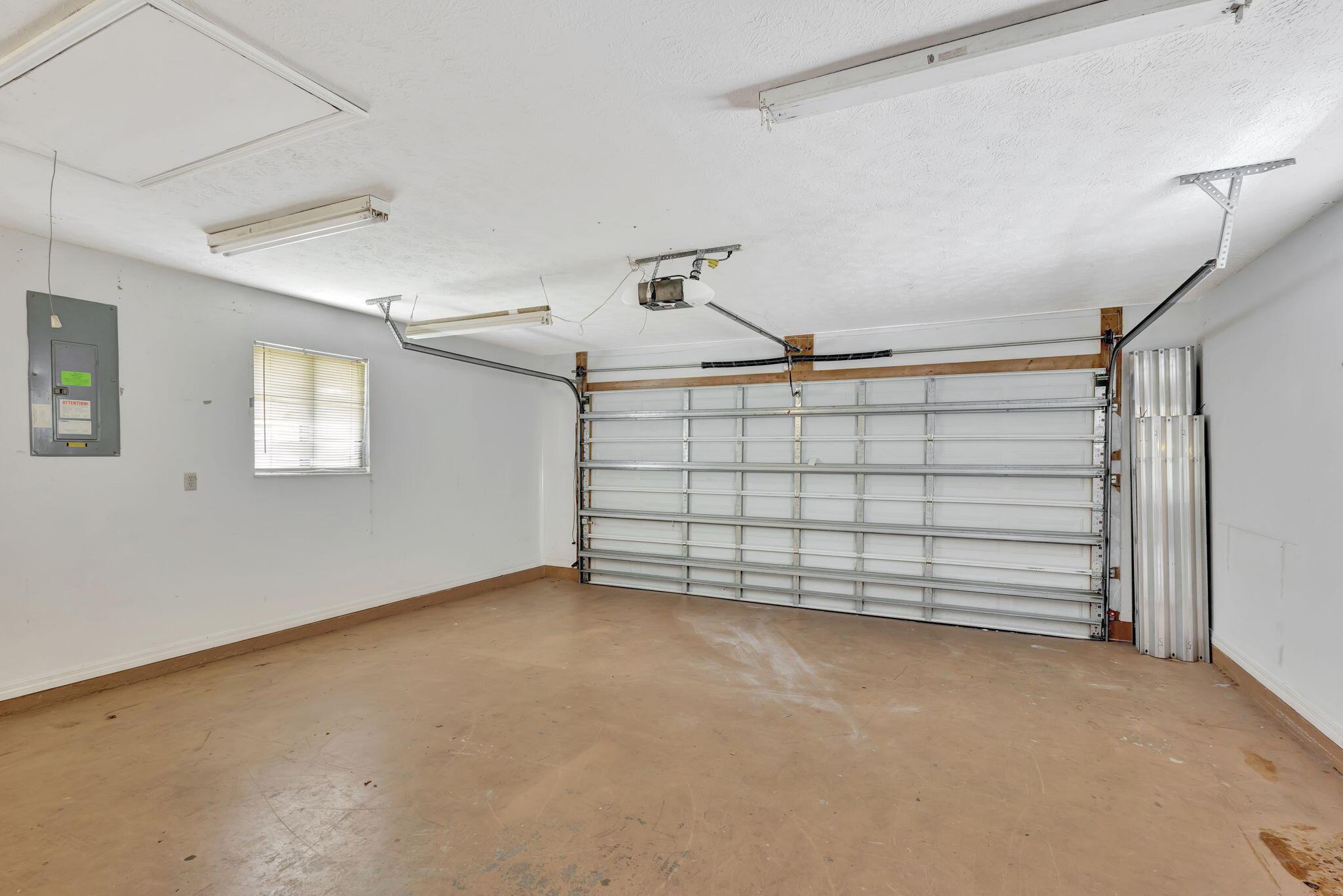 Hidden Oaks - Residential