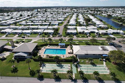 Tiny photo for 1116 Lake Terrace #214, Boynton Beach, FL 33426 (MLS # B26037024)