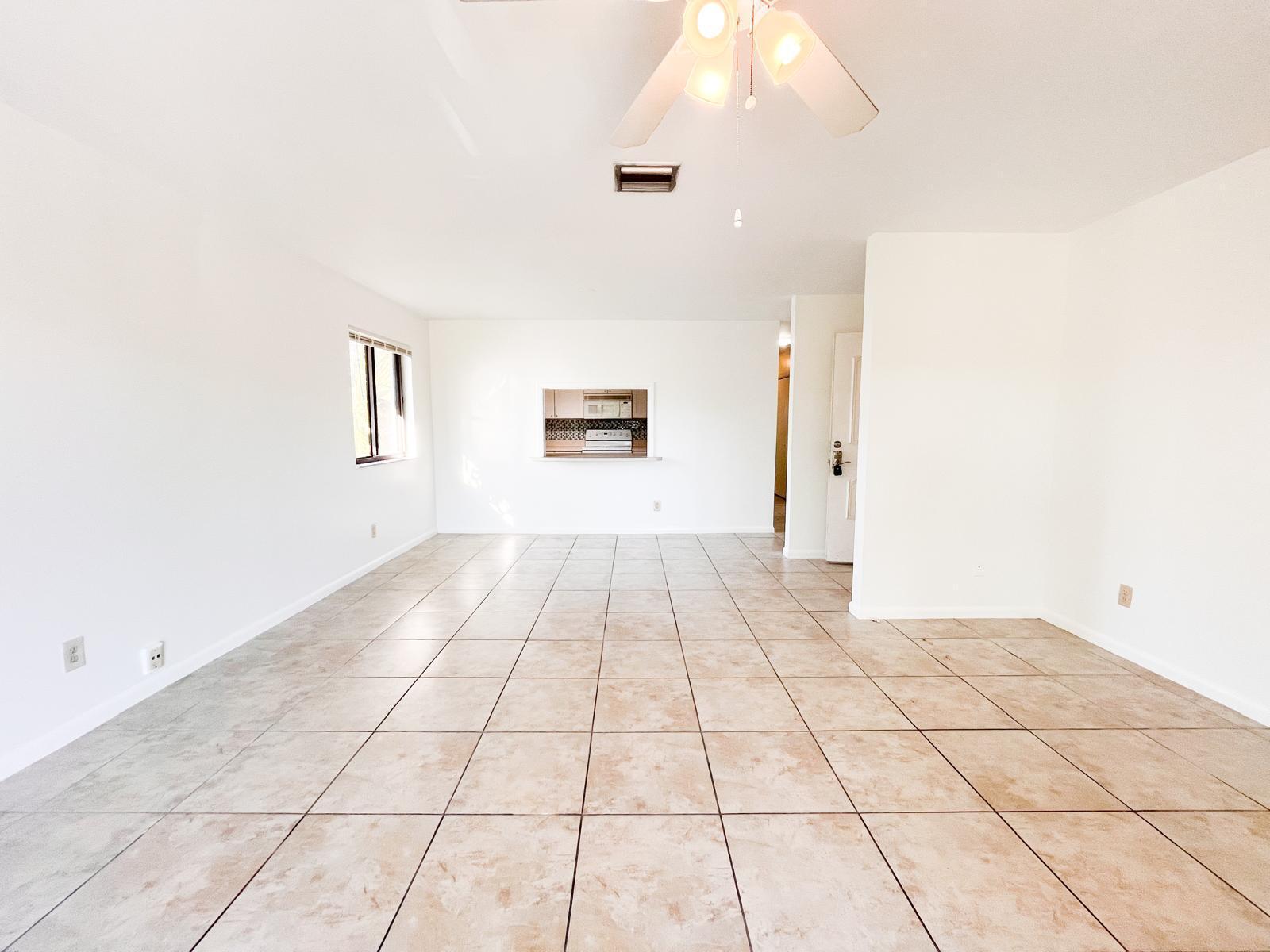 ONE TWENTY FIVE PALMWAY C - Residential Lease