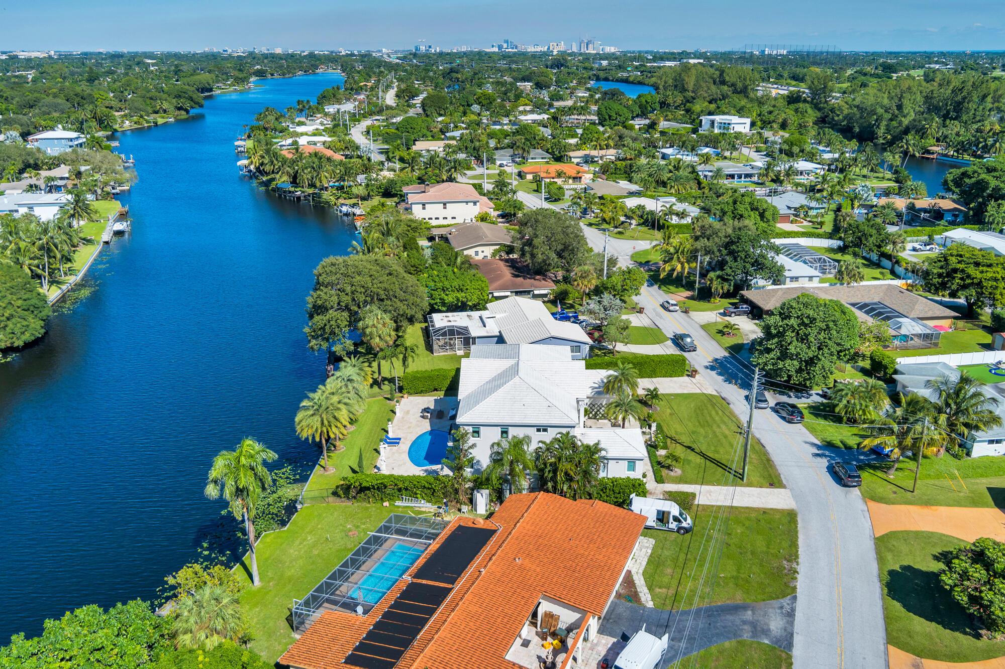 LAKE CLARKE ISLE 2 - Residential