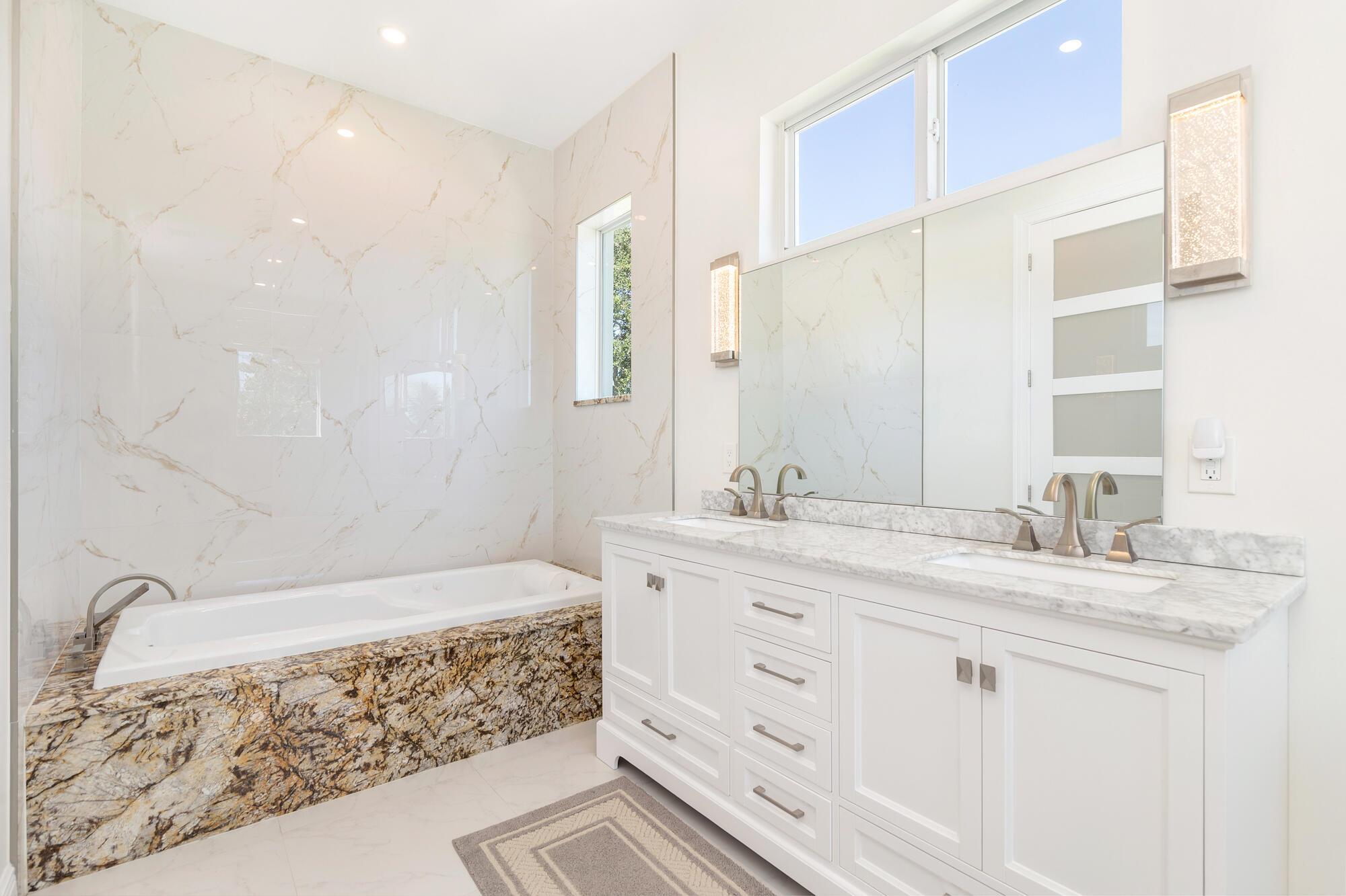 LAKE CLARKE ISLE 2 - Residential