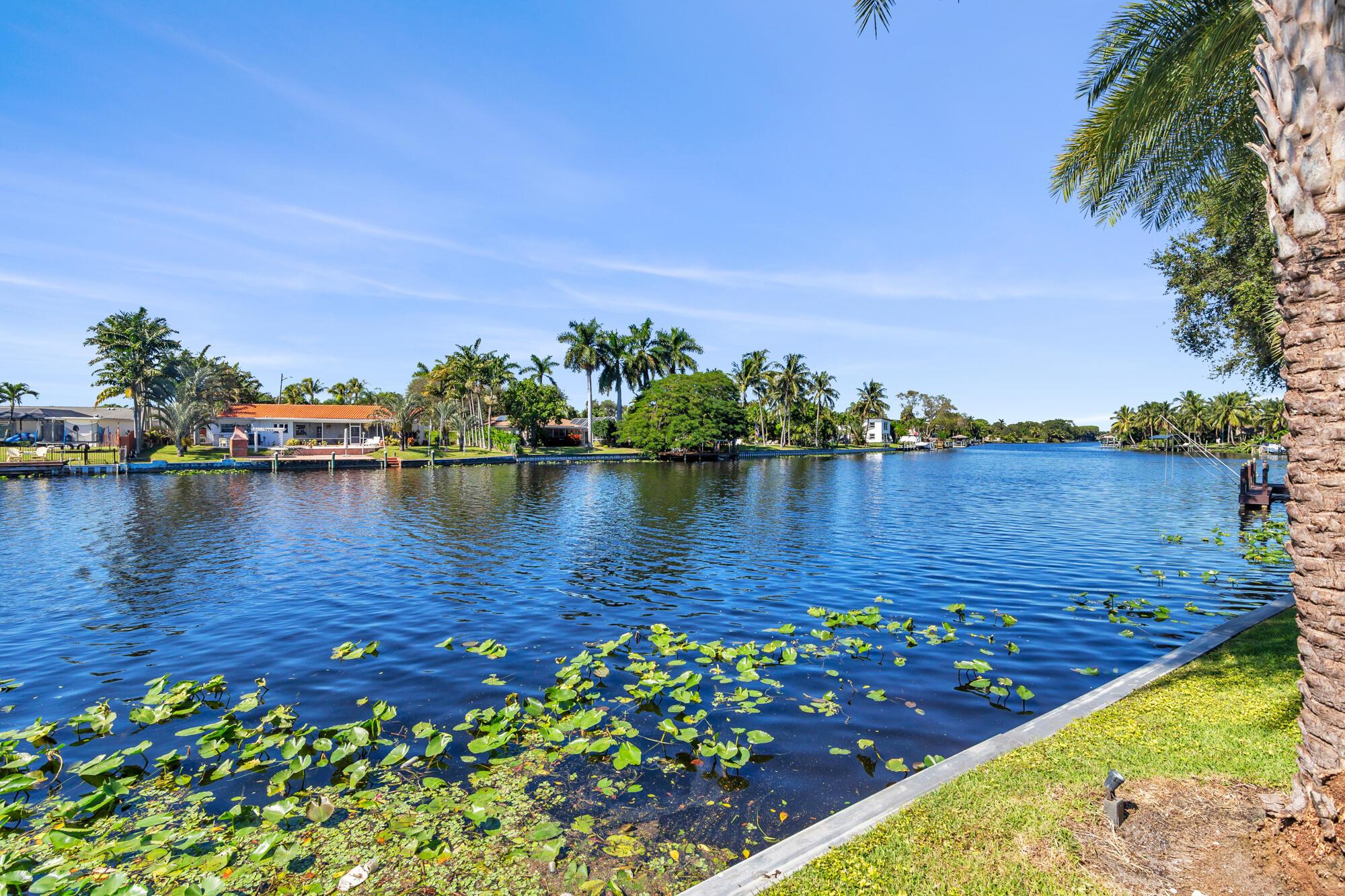 LAKE CLARKE ISLE 2 - Residential