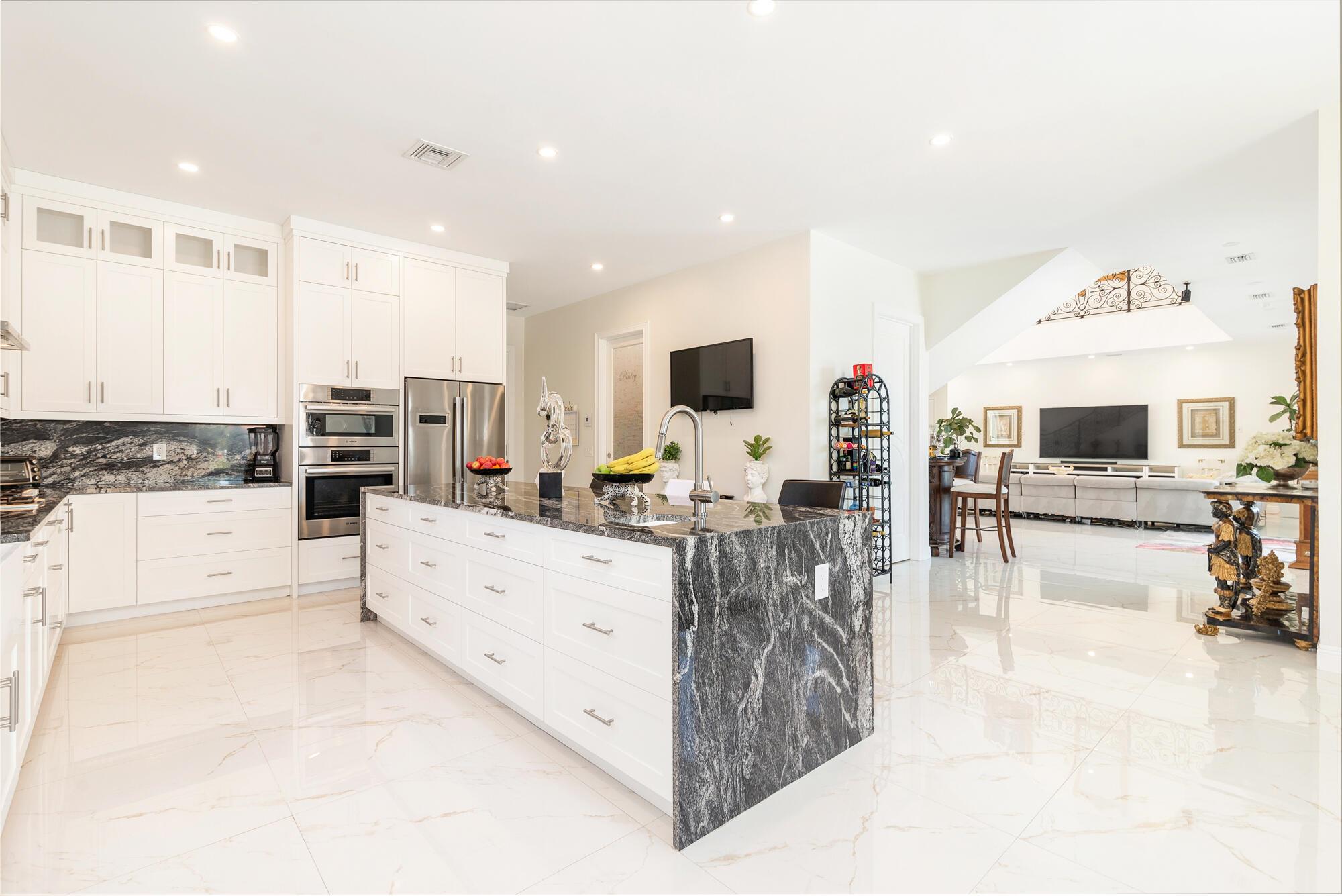 LAKE CLARKE ISLE 2 - Residential