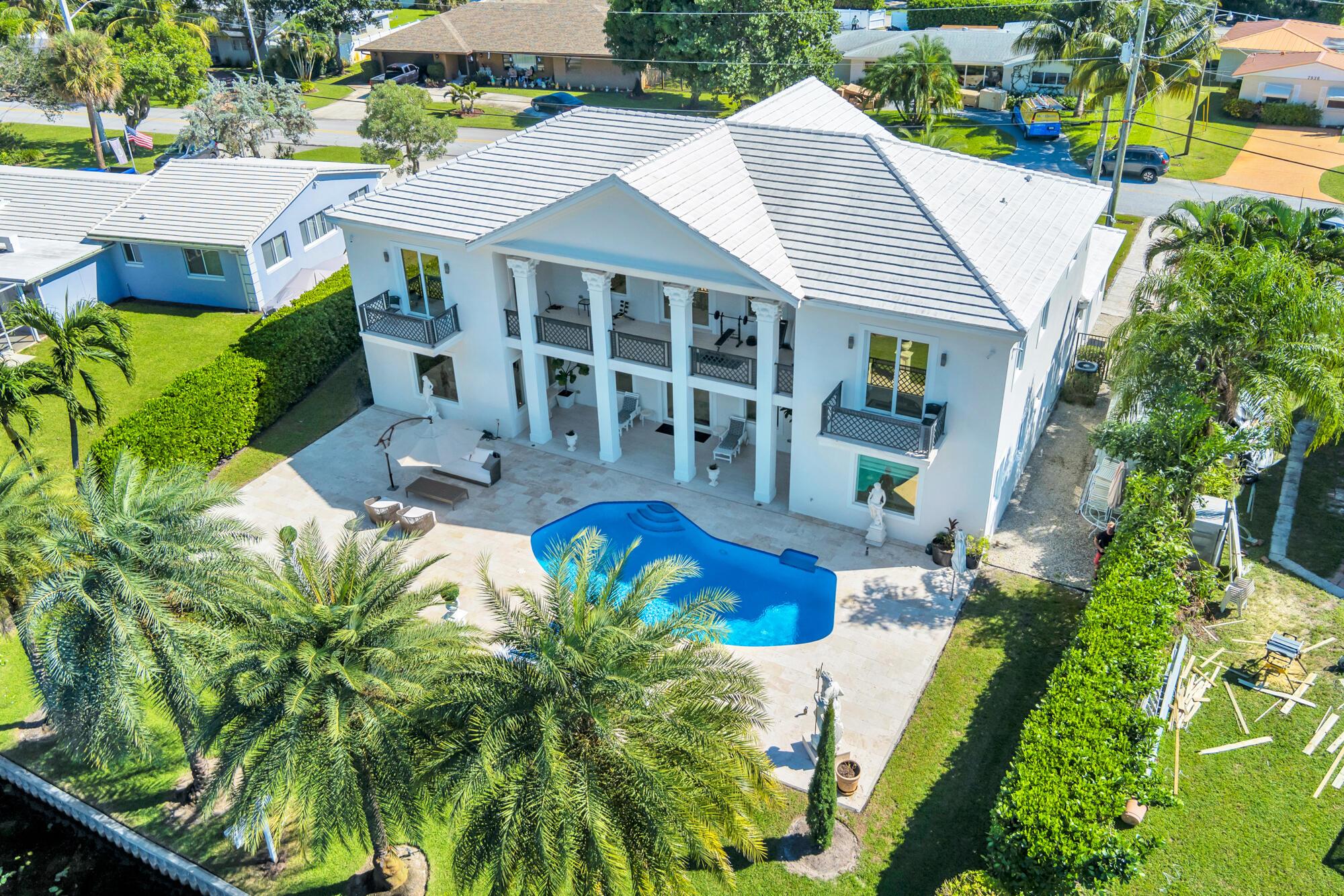 LAKE CLARKE ISLE 2 - Residential