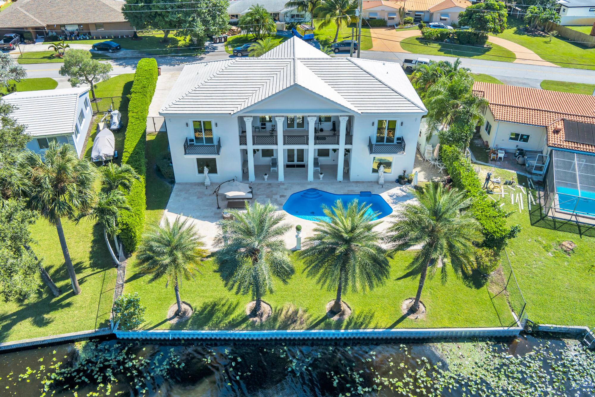 LAKE CLARKE ISLE 2 - Residential