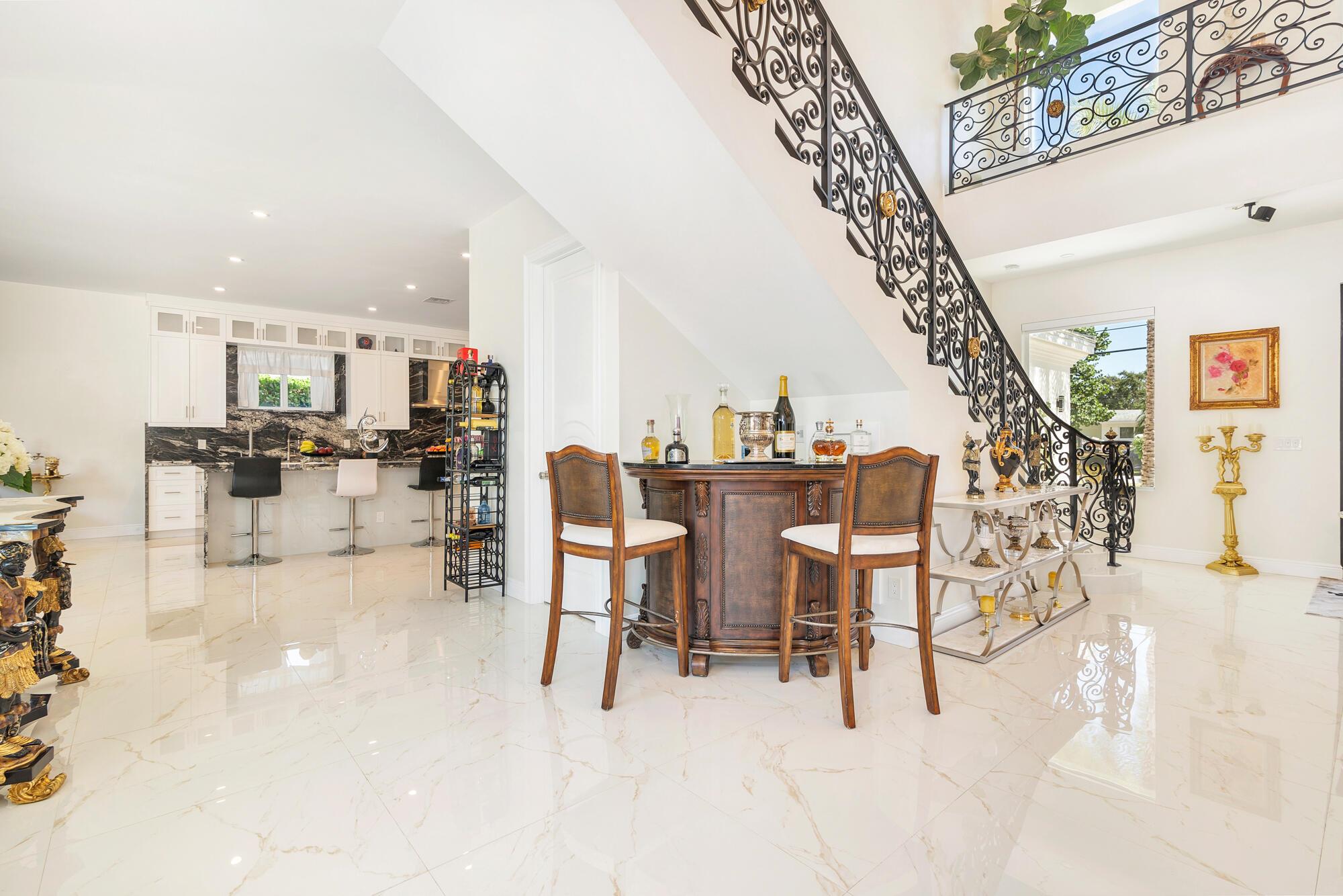 LAKE CLARKE ISLE 2 - Residential