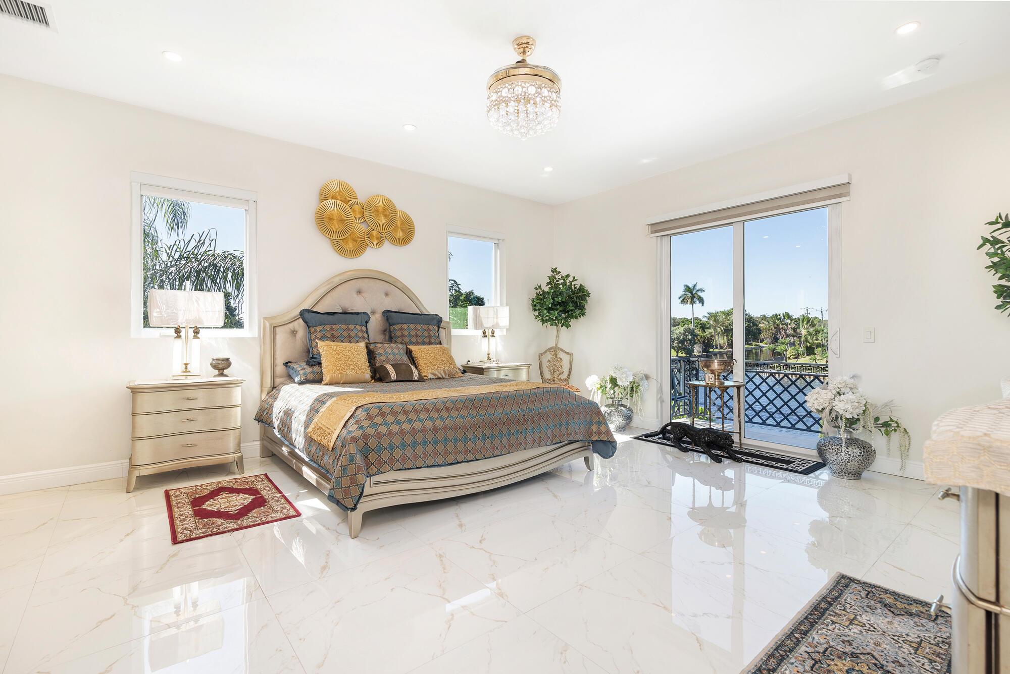 LAKE CLARKE ISLE 2 - Residential