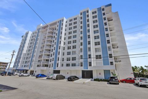 Tiny photo for 2881 NE 33rd Court #10b, Fort Lauderdale, FL 33306 (MLS # B26051512)