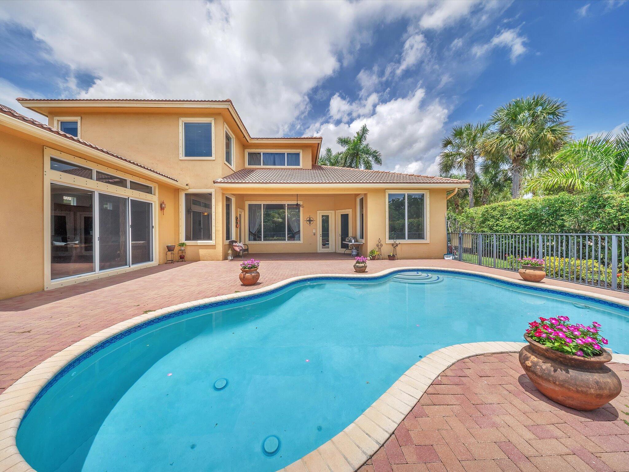 HERON BAY EAST - Residential