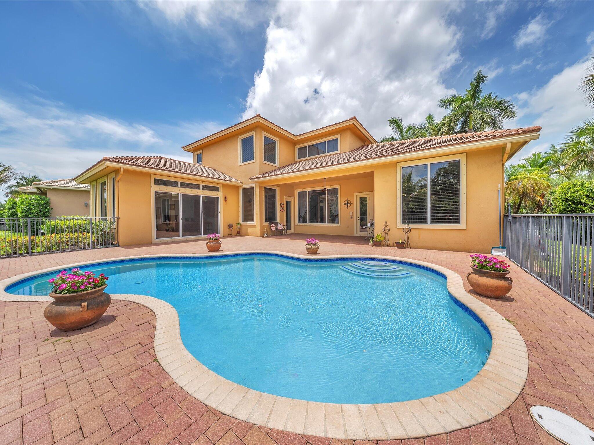 HERON BAY EAST - Residential