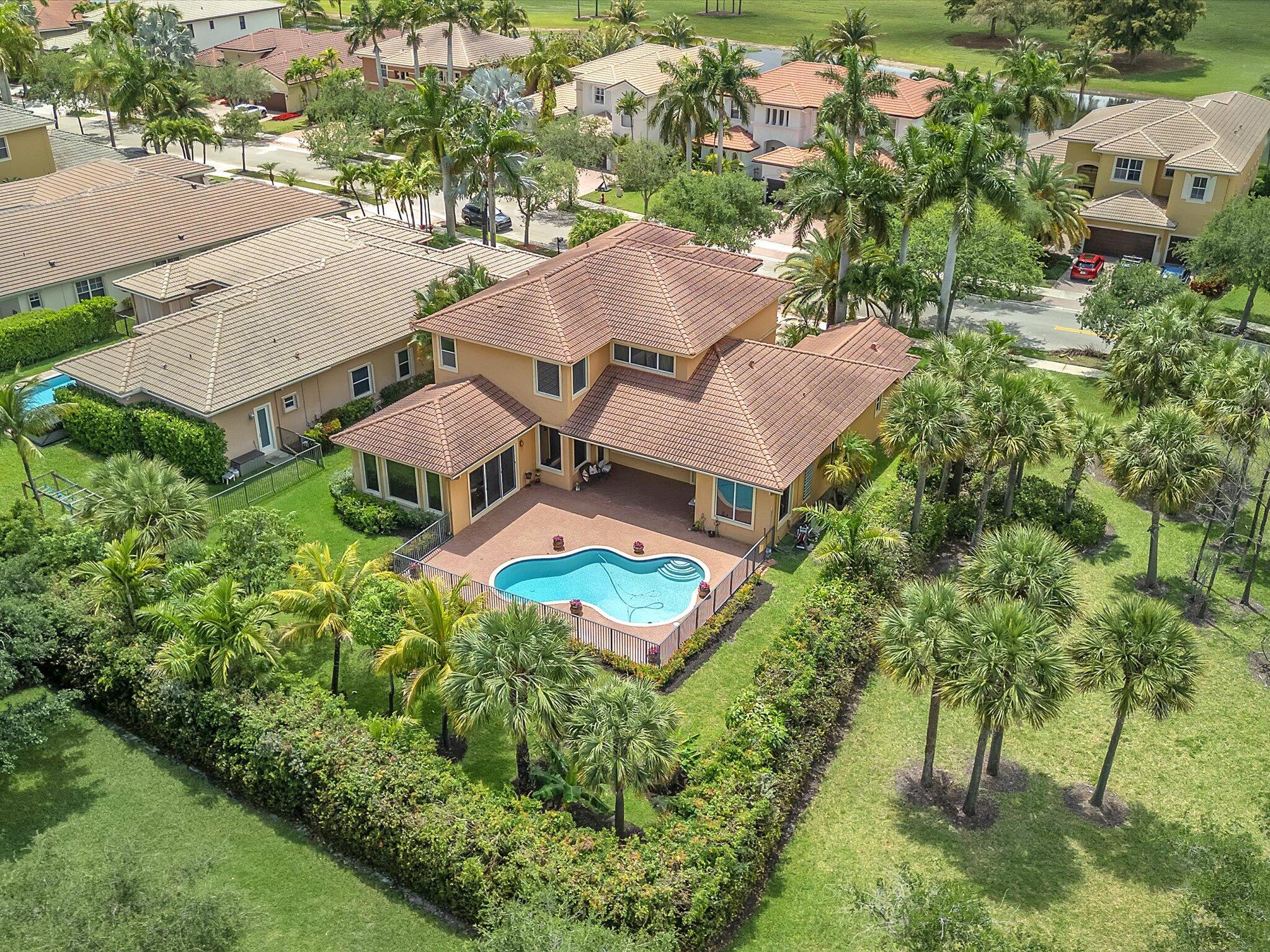 HERON BAY EAST - Residential