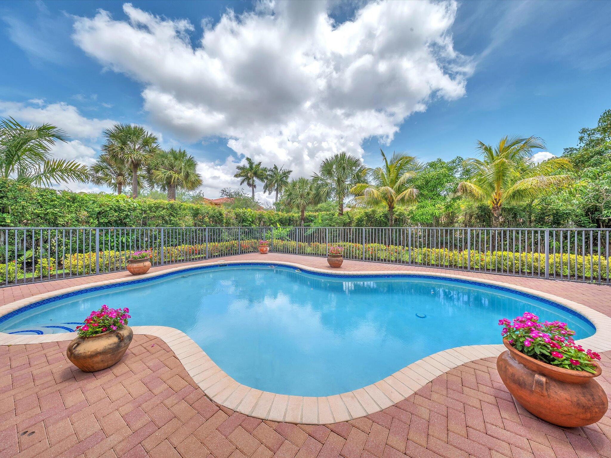 HERON BAY EAST - Residential