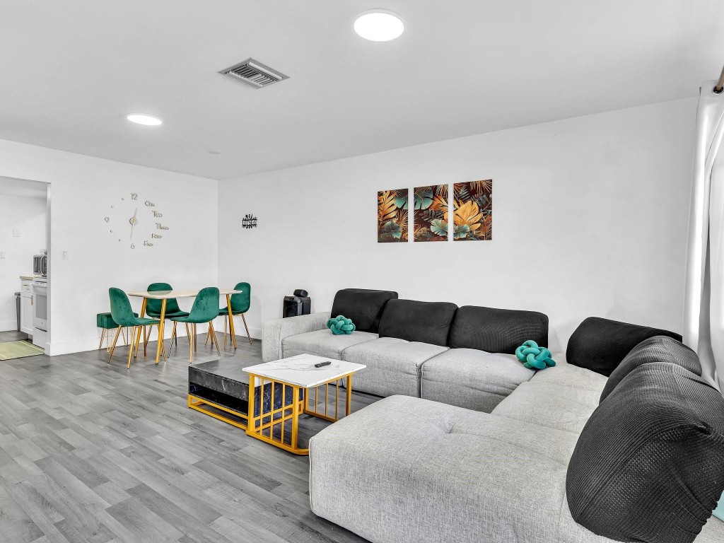 1052 NW 103rd Street