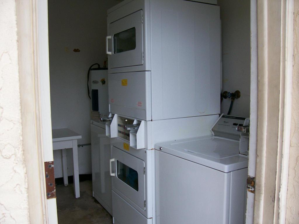 EL CASTELAY CONDO - Residential