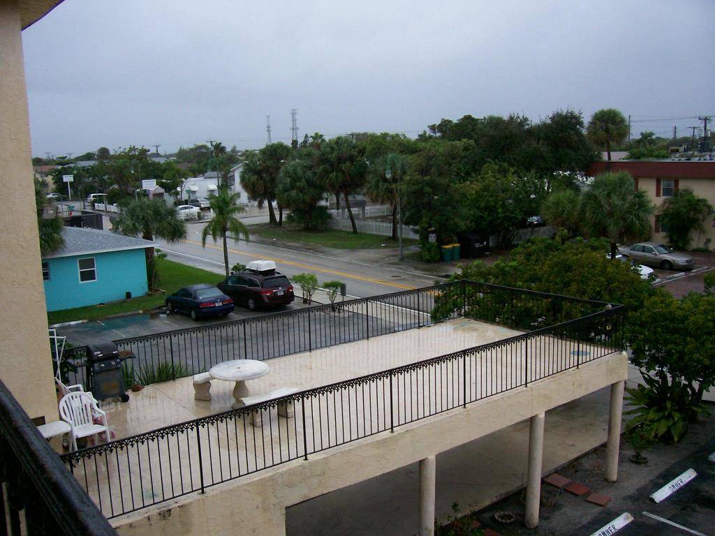 EL CASTELAY CONDO - Residential