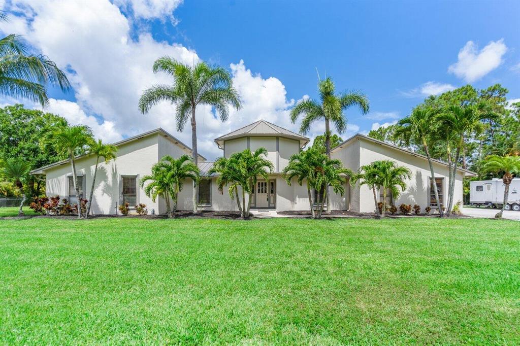 Palm Beach Country Estates - Residential