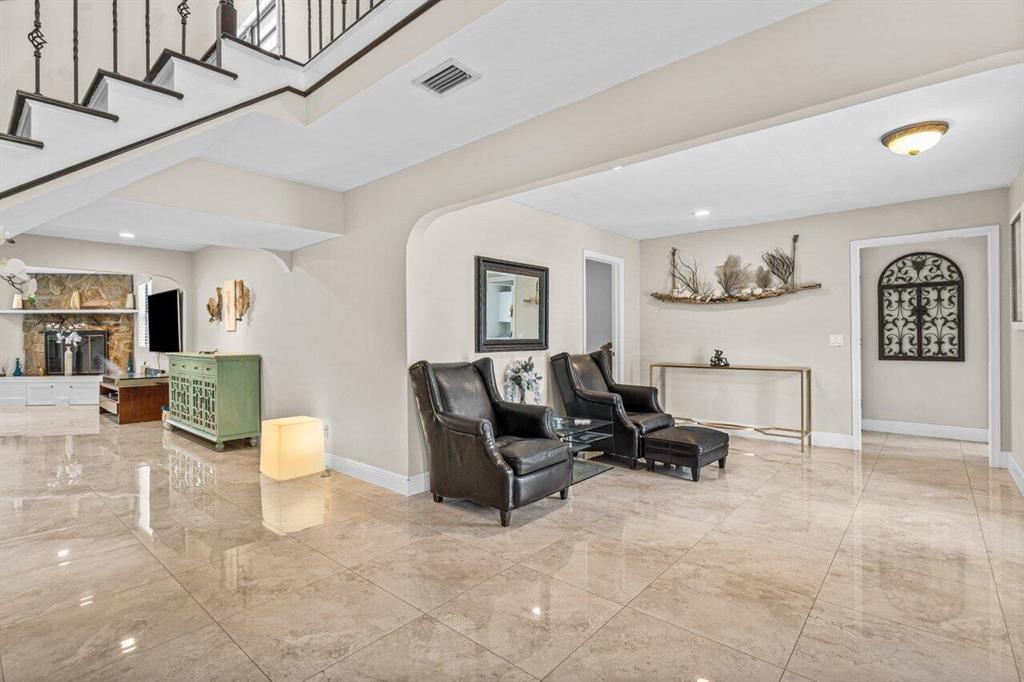 Palm Beach Country Estates - Residential