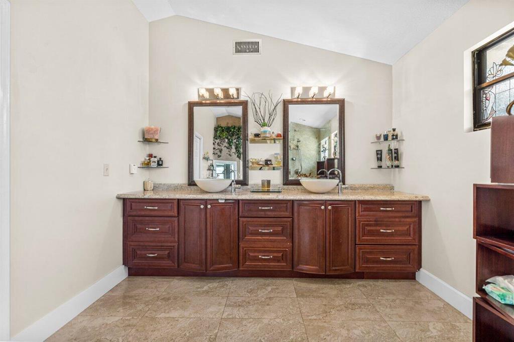 Palm Beach Country Estates - Residential