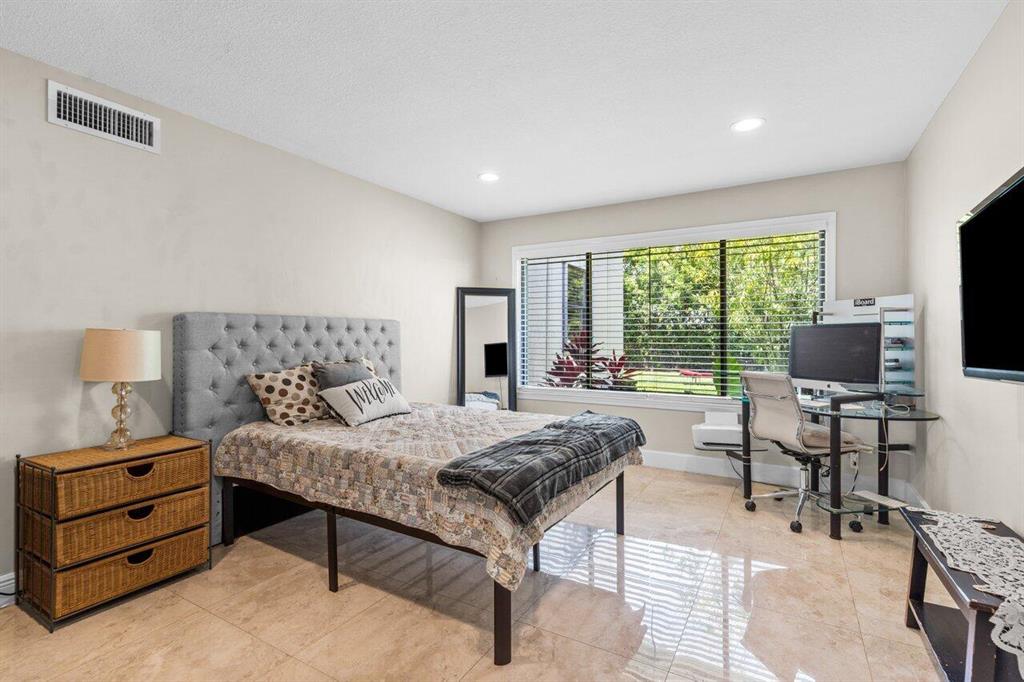 Palm Beach Country Estates - Residential