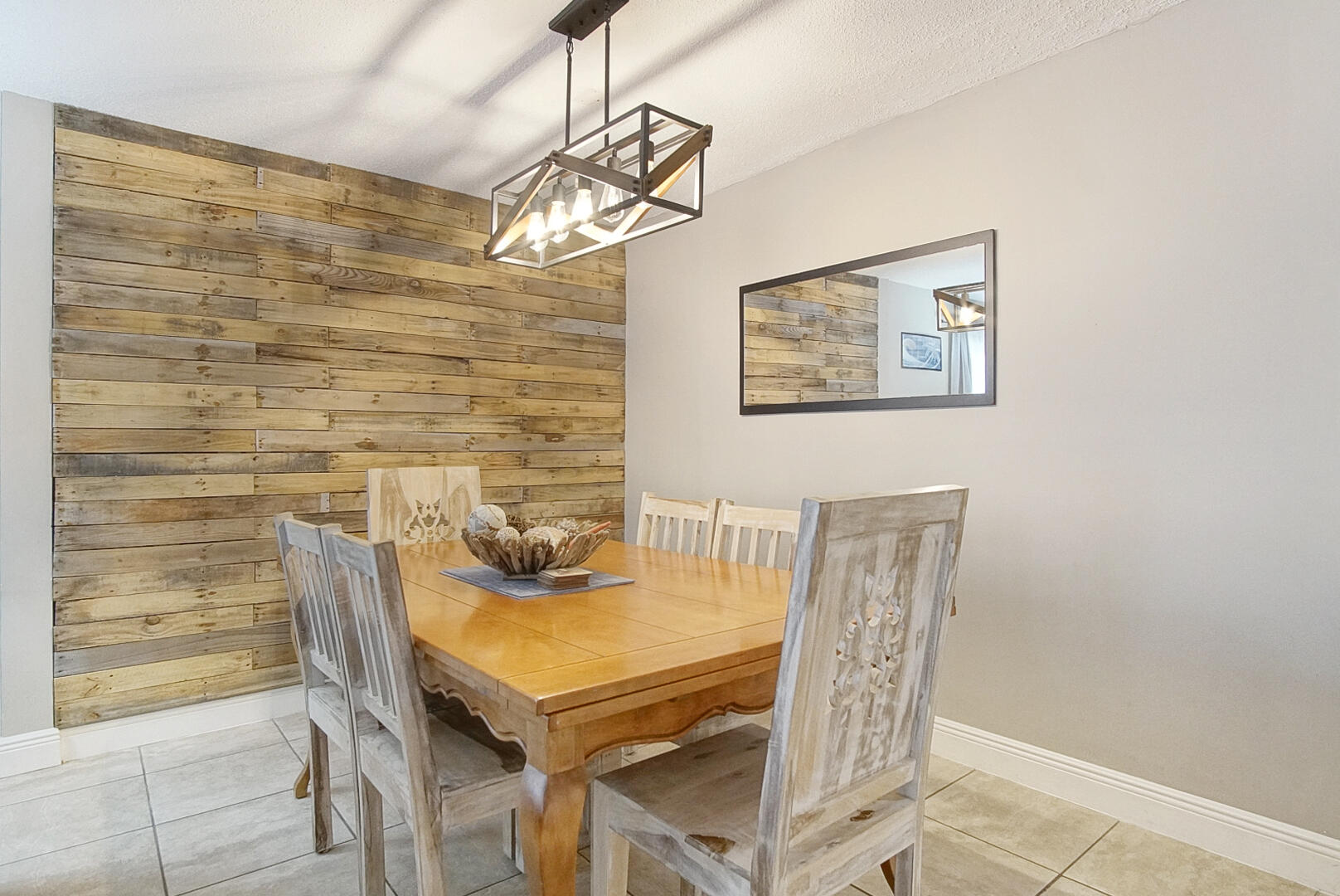 View photos, virtual tours, details... 1002 Avenue E E