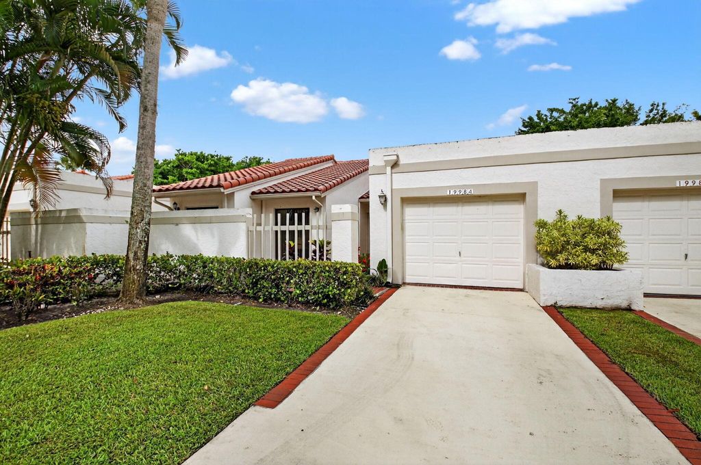 Photo of 19984 Rima Circle, Boca Raton, FL 33434 (MLS # R11105387)