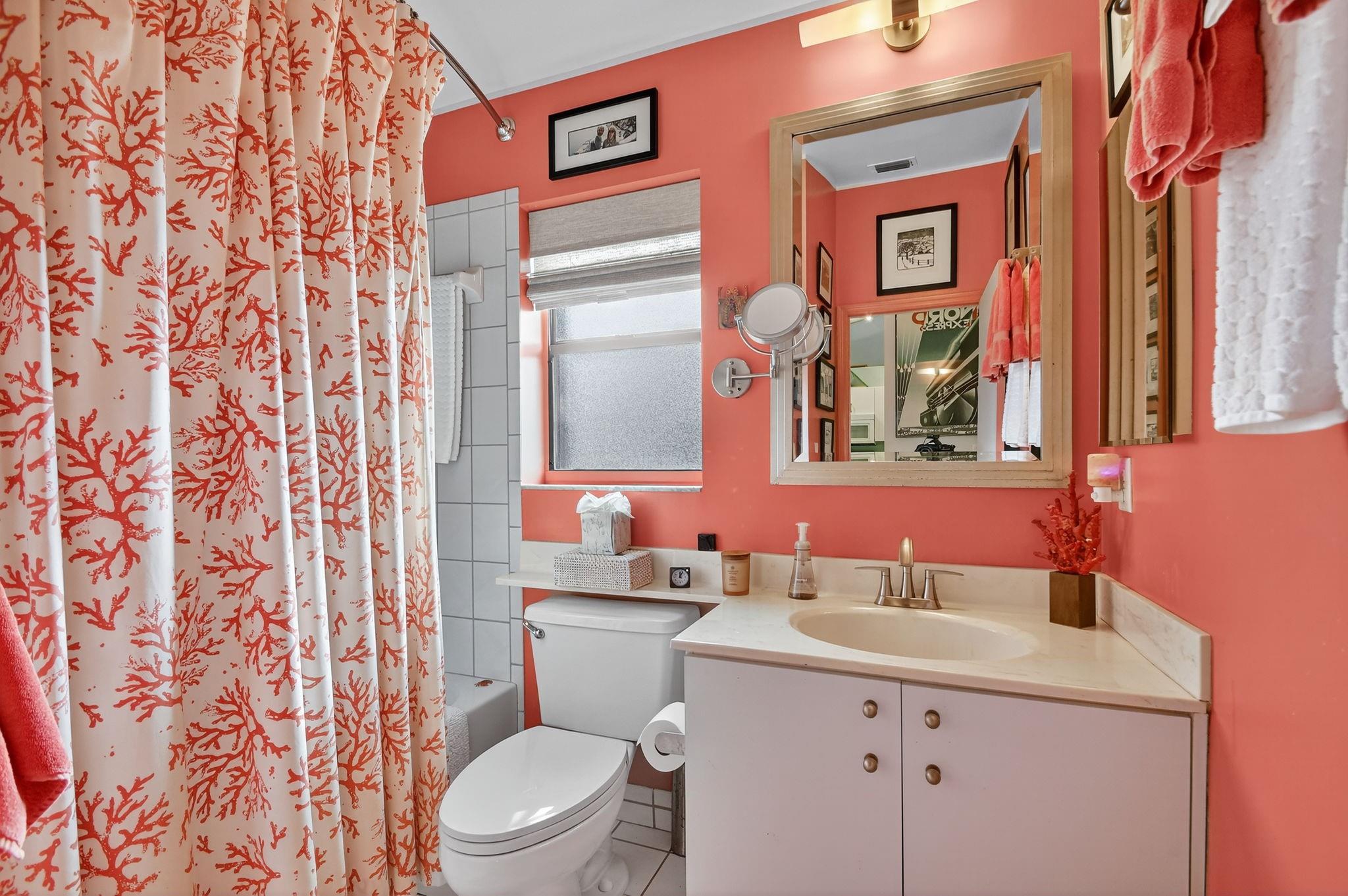 SUN VALLEY EAST CONDO - Residential