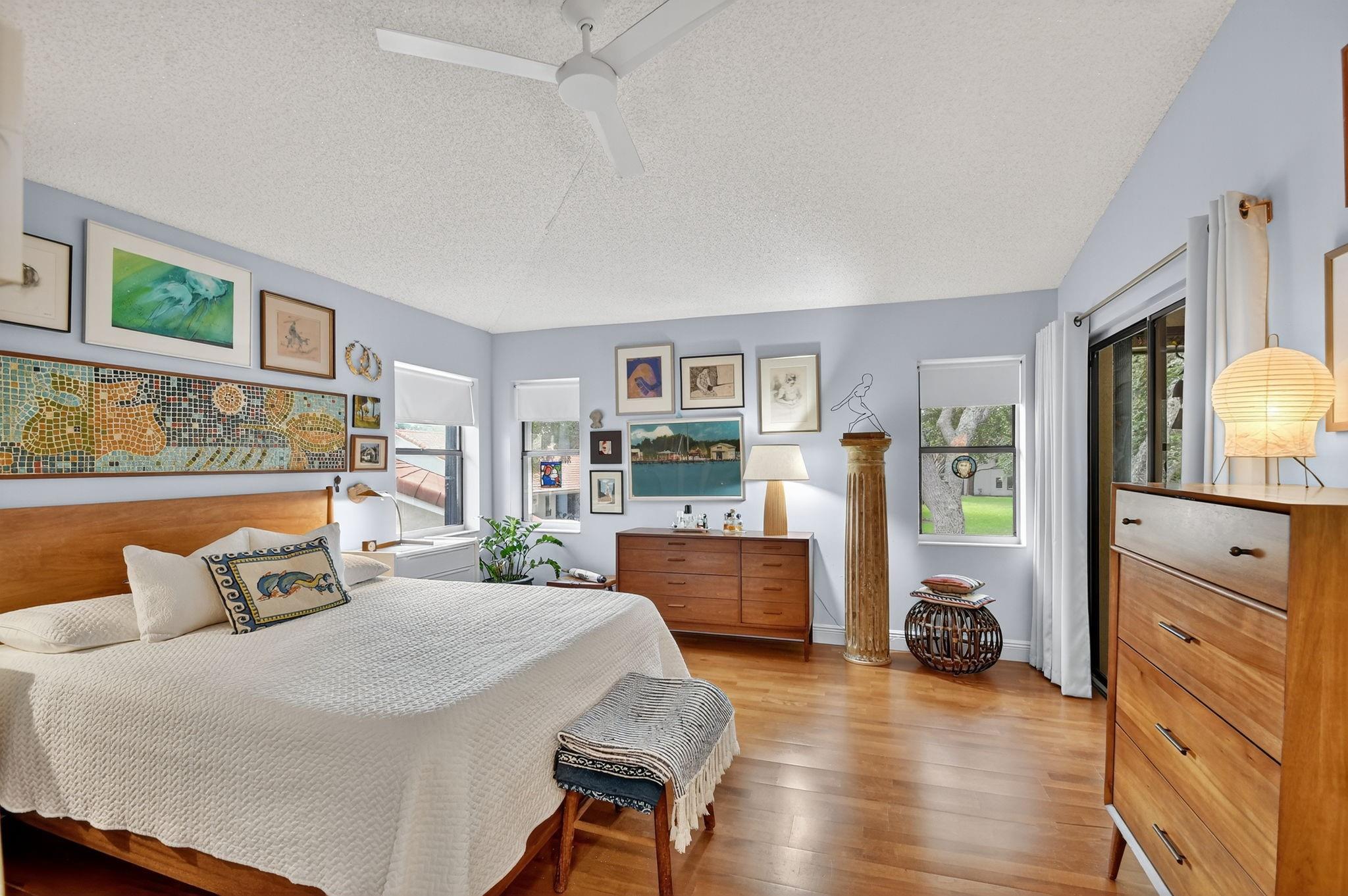 SUN VALLEY EAST CONDO - Residential