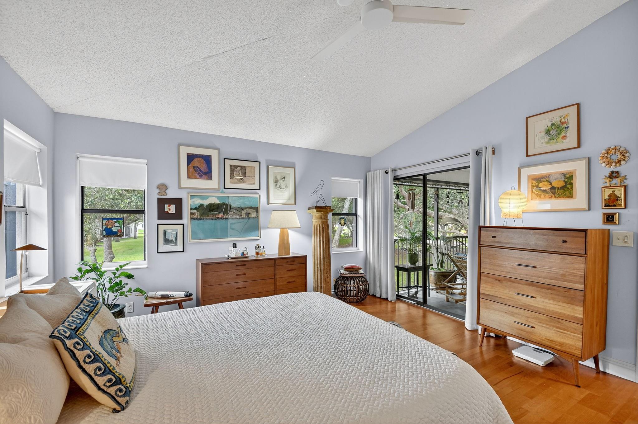 SUN VALLEY EAST CONDO - Residential