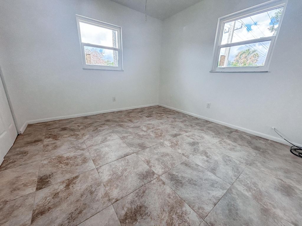 Photo of 2612 S 29th Street, Fort Pierce, FL 34981 (MLS # B26010871)