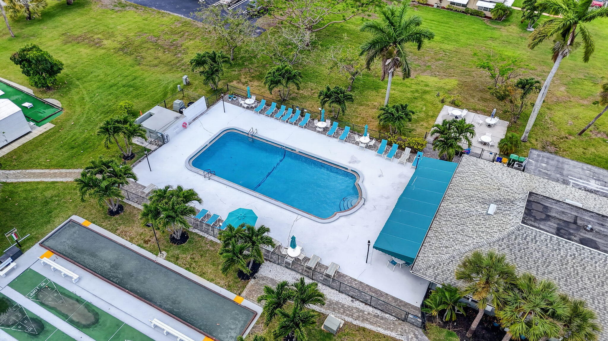 HIGH POINT OF DELRAY BEACH CONDO SEC III - Residential
