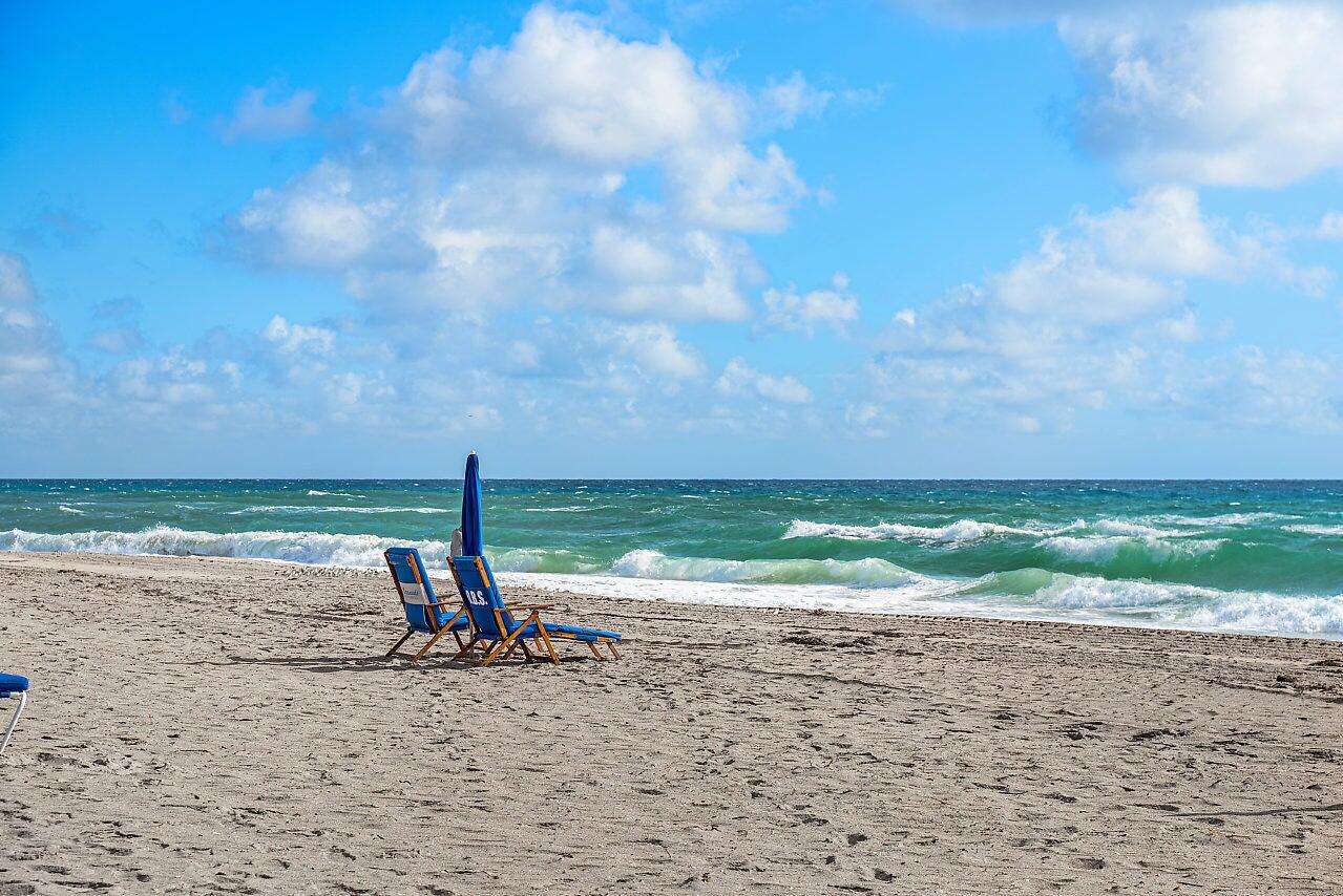 HIGH POINT OF DELRAY BEACH CONDO SEC III - Residential