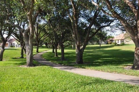 WINDWOOD UNIT I - Residential Lease