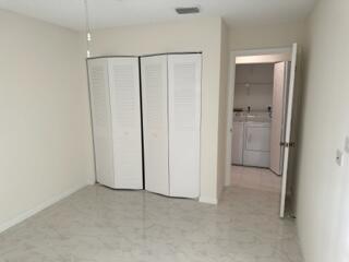 WINDWOOD UNIT I - Residential Lease