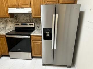 WINDWOOD UNIT I - Residential Lease