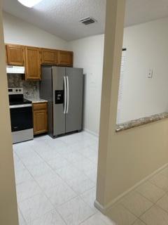 WINDWOOD UNIT I - Residential Lease
