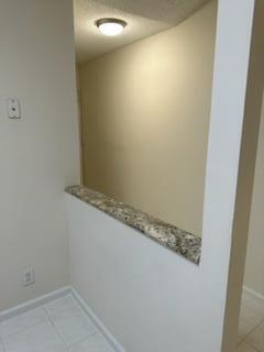 WINDWOOD UNIT I - Residential Lease