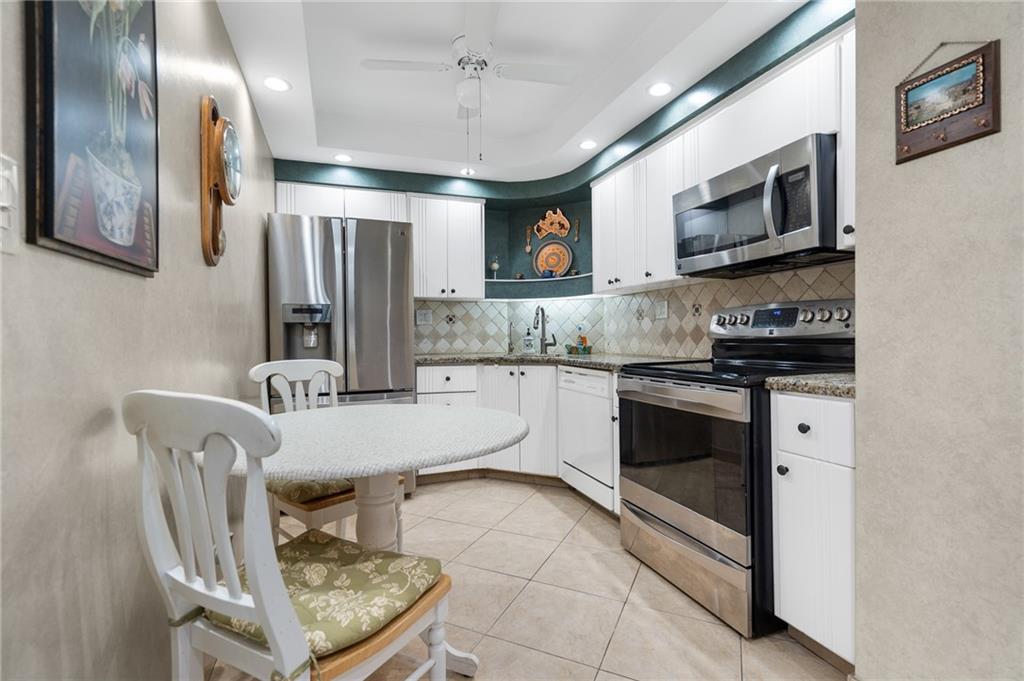 Coral Ridge Towers East - Residential