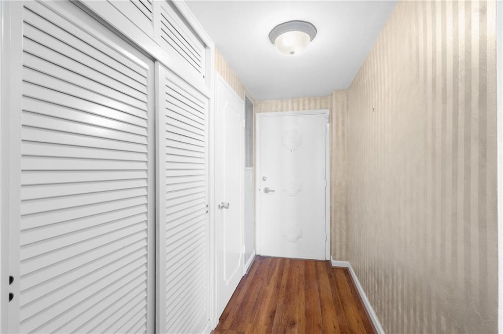 Coral Ridge Towers East - Residential