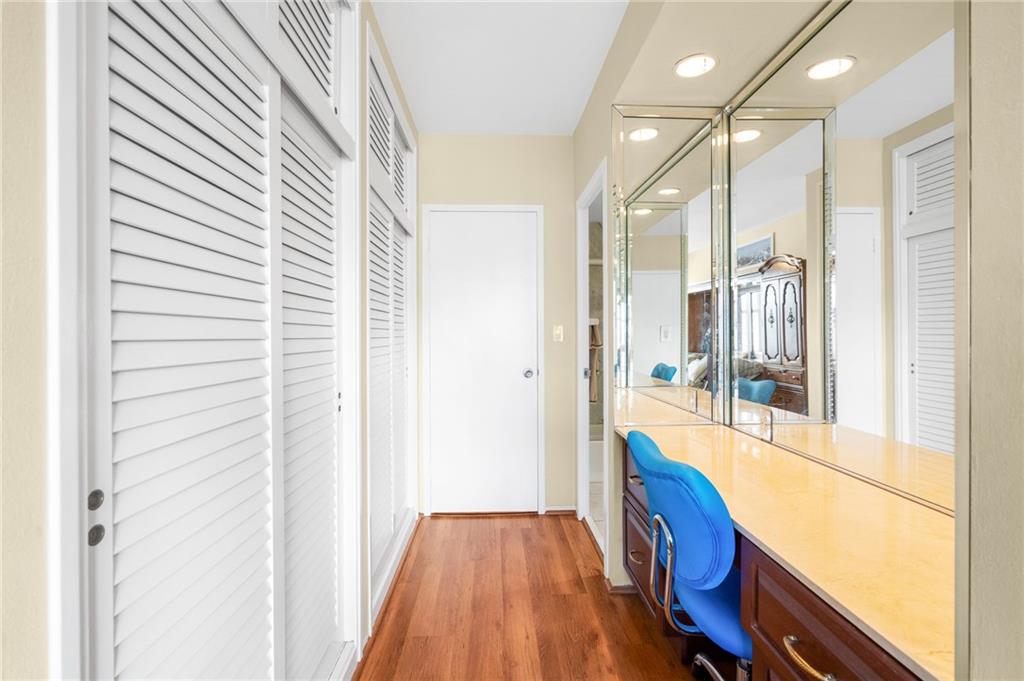 Coral Ridge Towers East - Residential