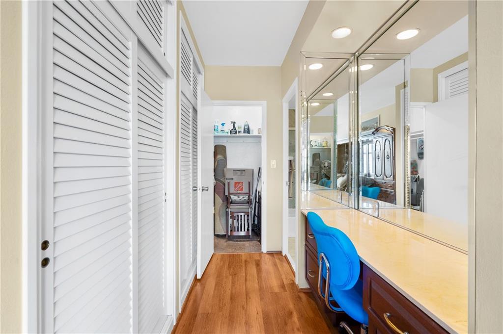 Coral Ridge Towers East - Residential