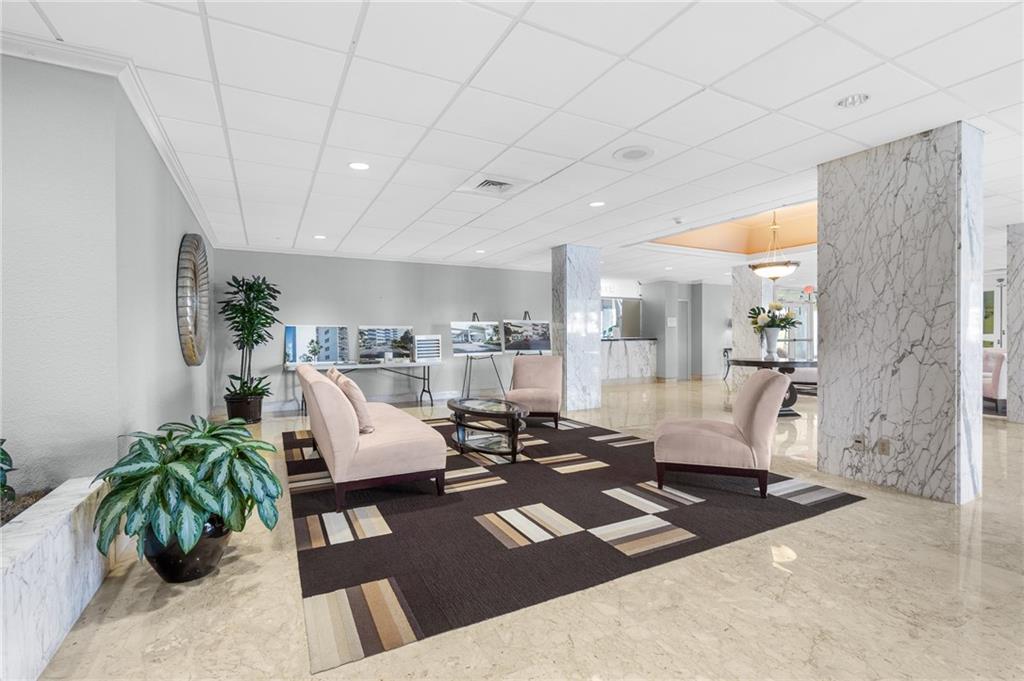 Coral Ridge Towers East - Residential