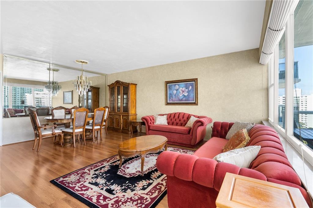 Coral Ridge Towers East - Residential