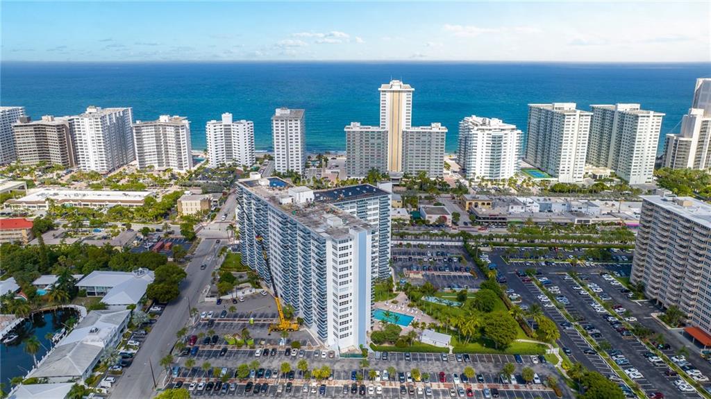 Coral Ridge Towers East - Residential